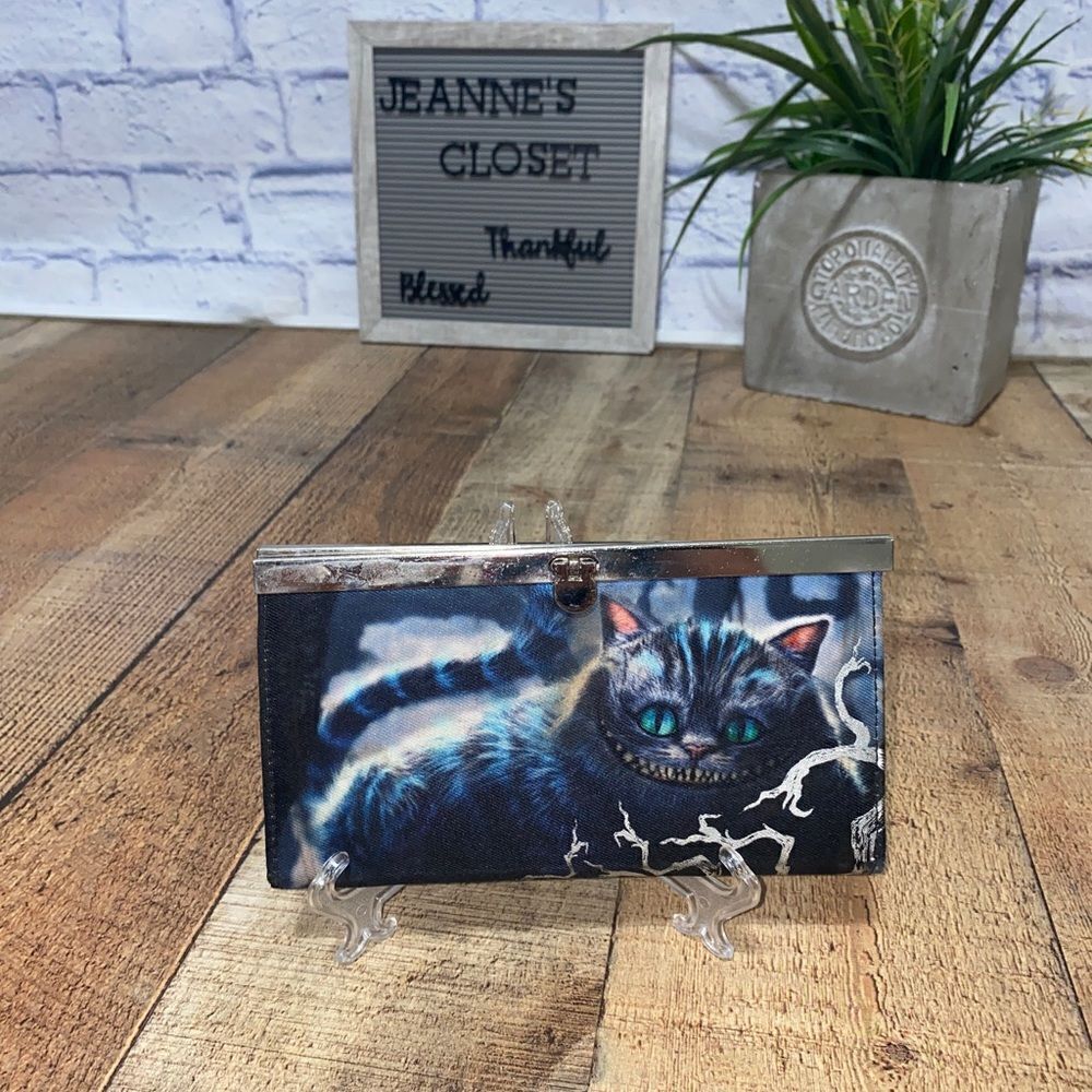 Alice in Wonderland Chessire Cat Live Action Movie Silver Wallet Clutch Purse